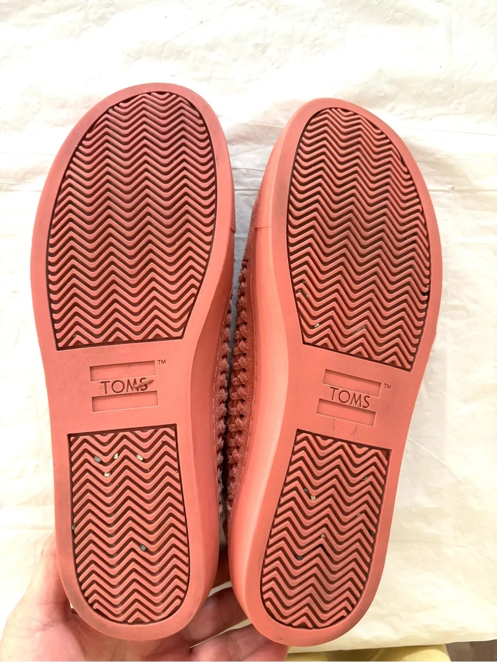 Toms Faded Rose Pink Lenox Suede Sneakers SZ 7.5 Worn